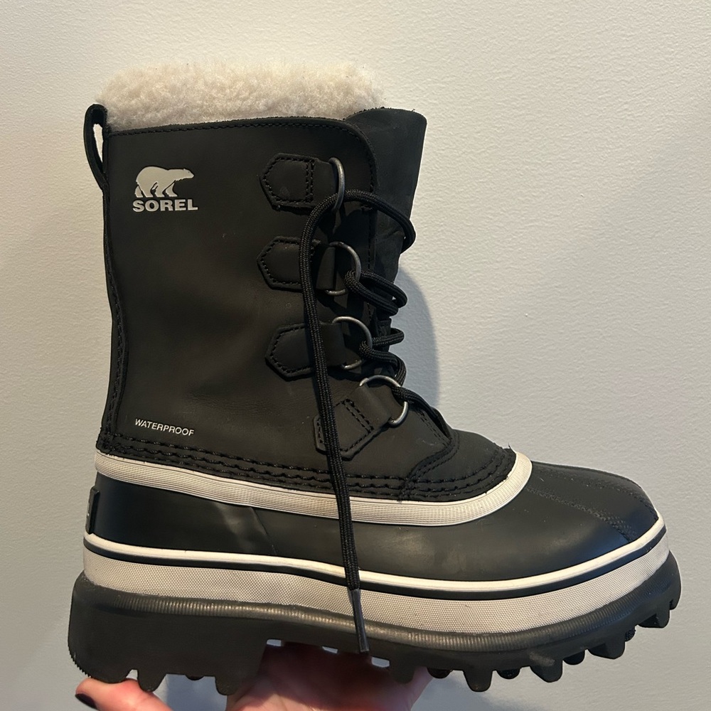 Sorel Black and Cream Winter Boots